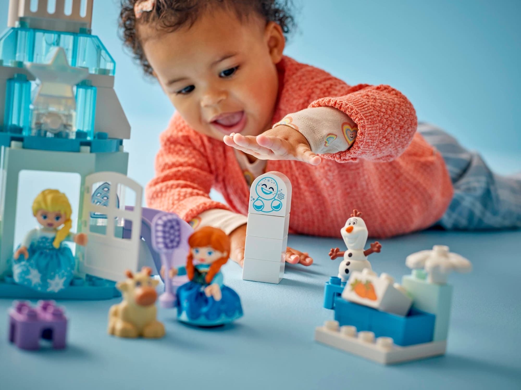 Frost-slott i Duplo när det byggs och används