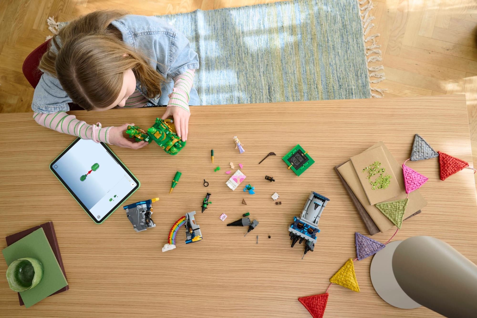 Emerald City och Kiamo Ko i LEGO när det byggs och används