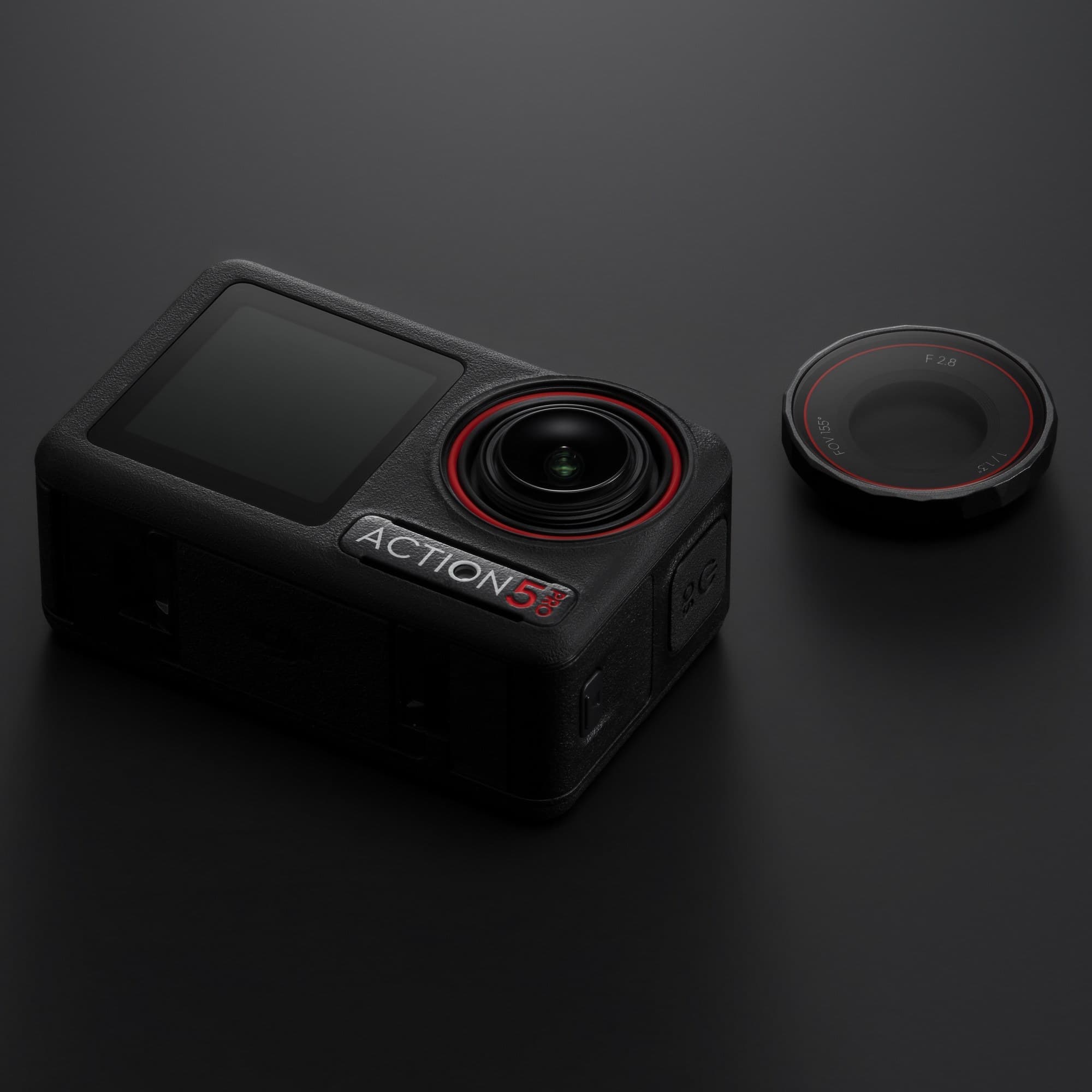 Linsskyddet bredvid Osmo Action 5 Pro