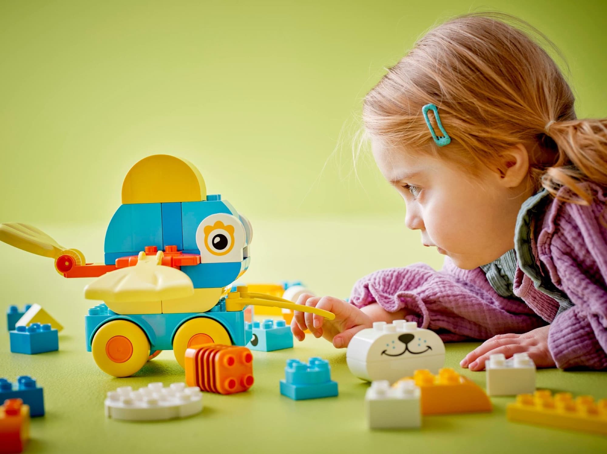 Djur på hjul i Duplo när det byggs och används