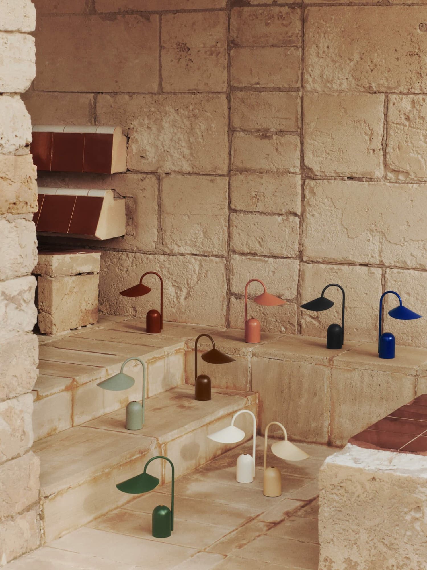 Ferm Living Arum portabel lampa