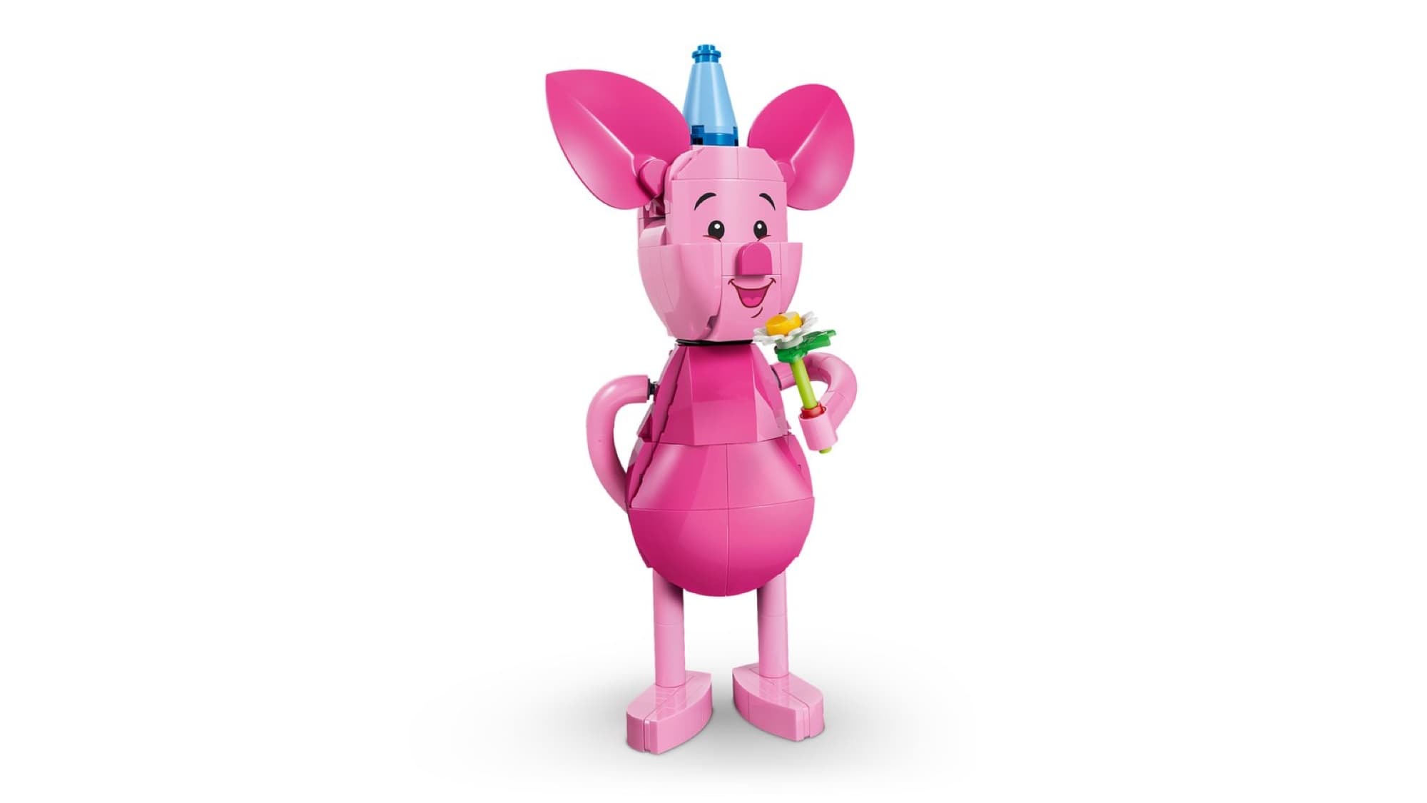 Piglet with birthday cake – detail 2