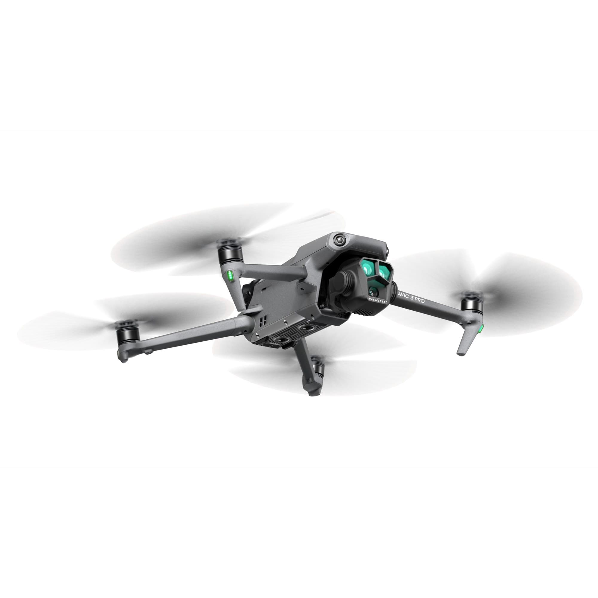 DJI Mavic 3 Pro i luften