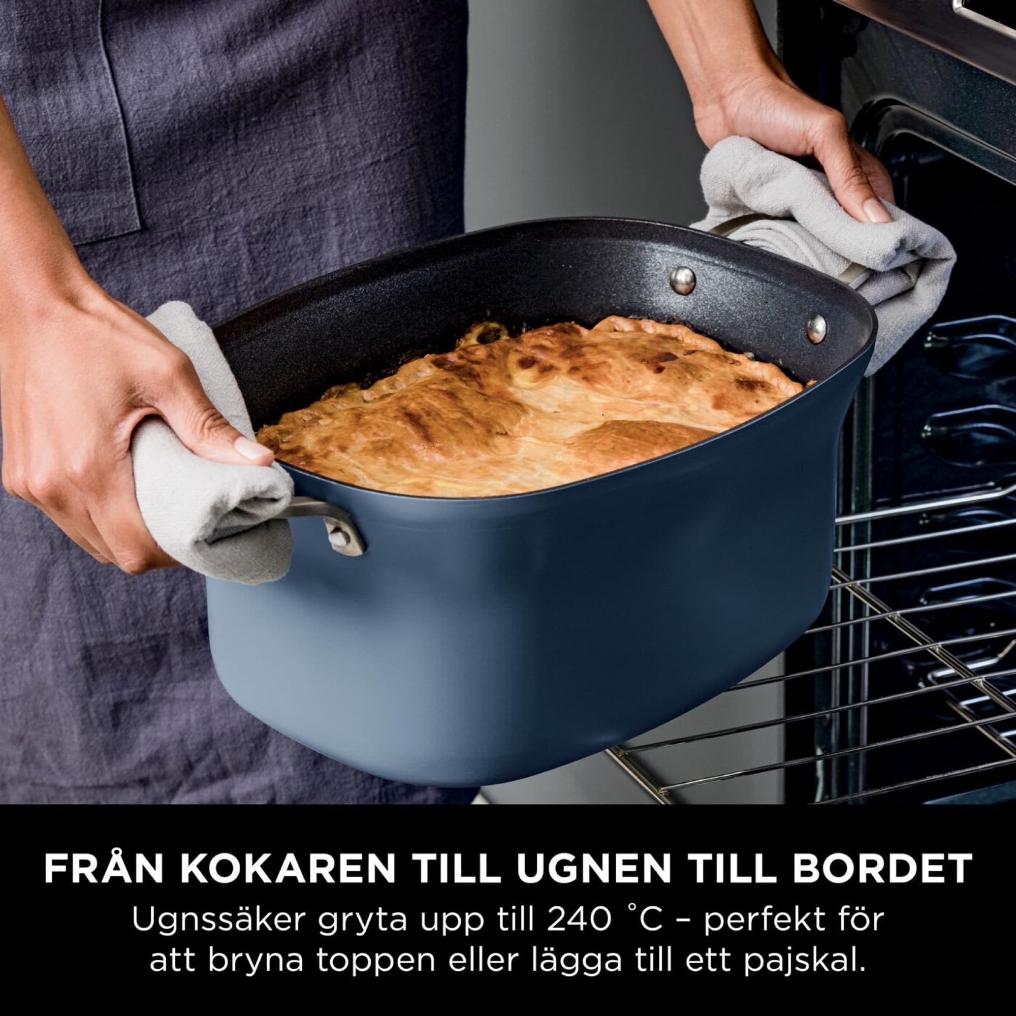 Grytan tas ut ur ugnen