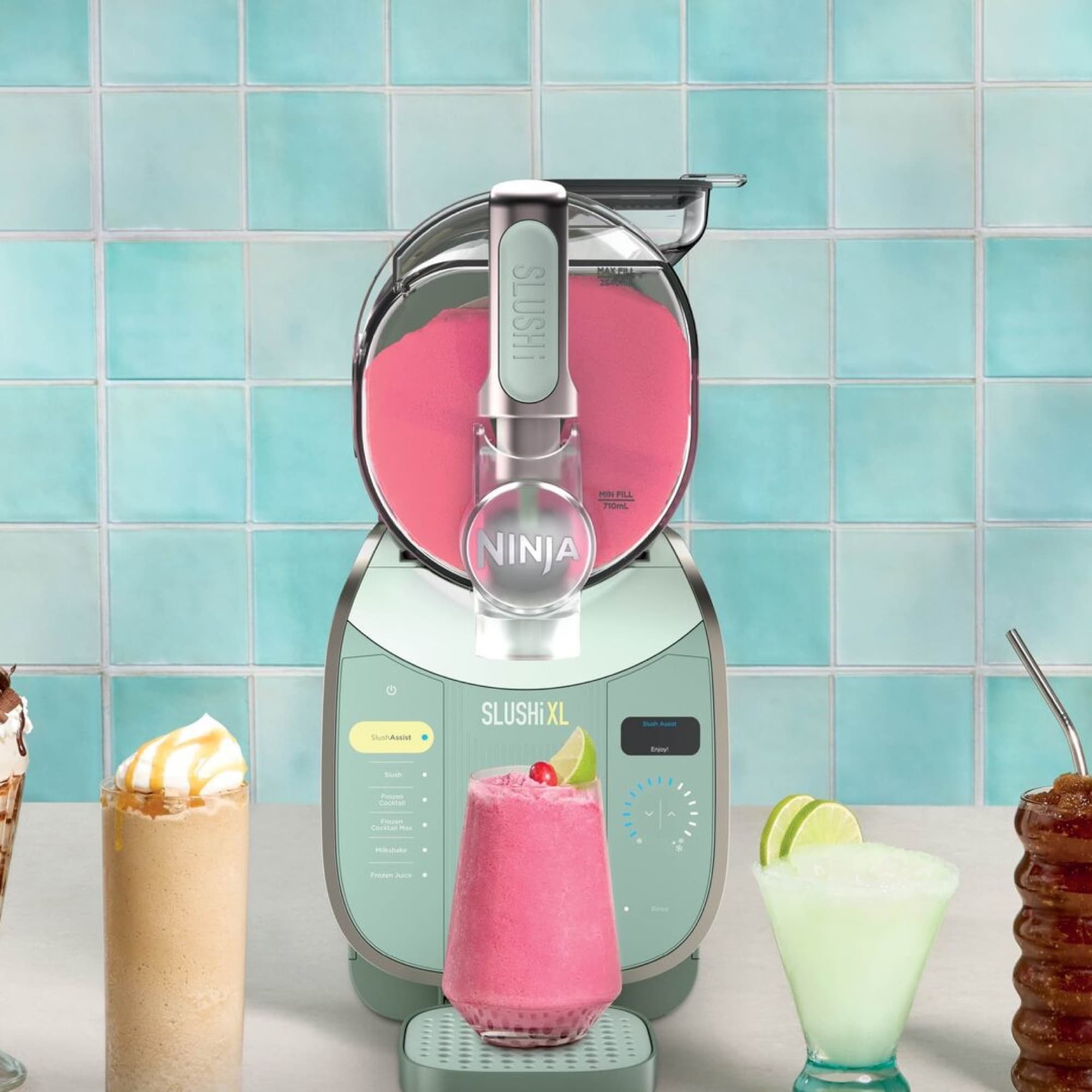 SLUSHi XL med slush och milkshakes