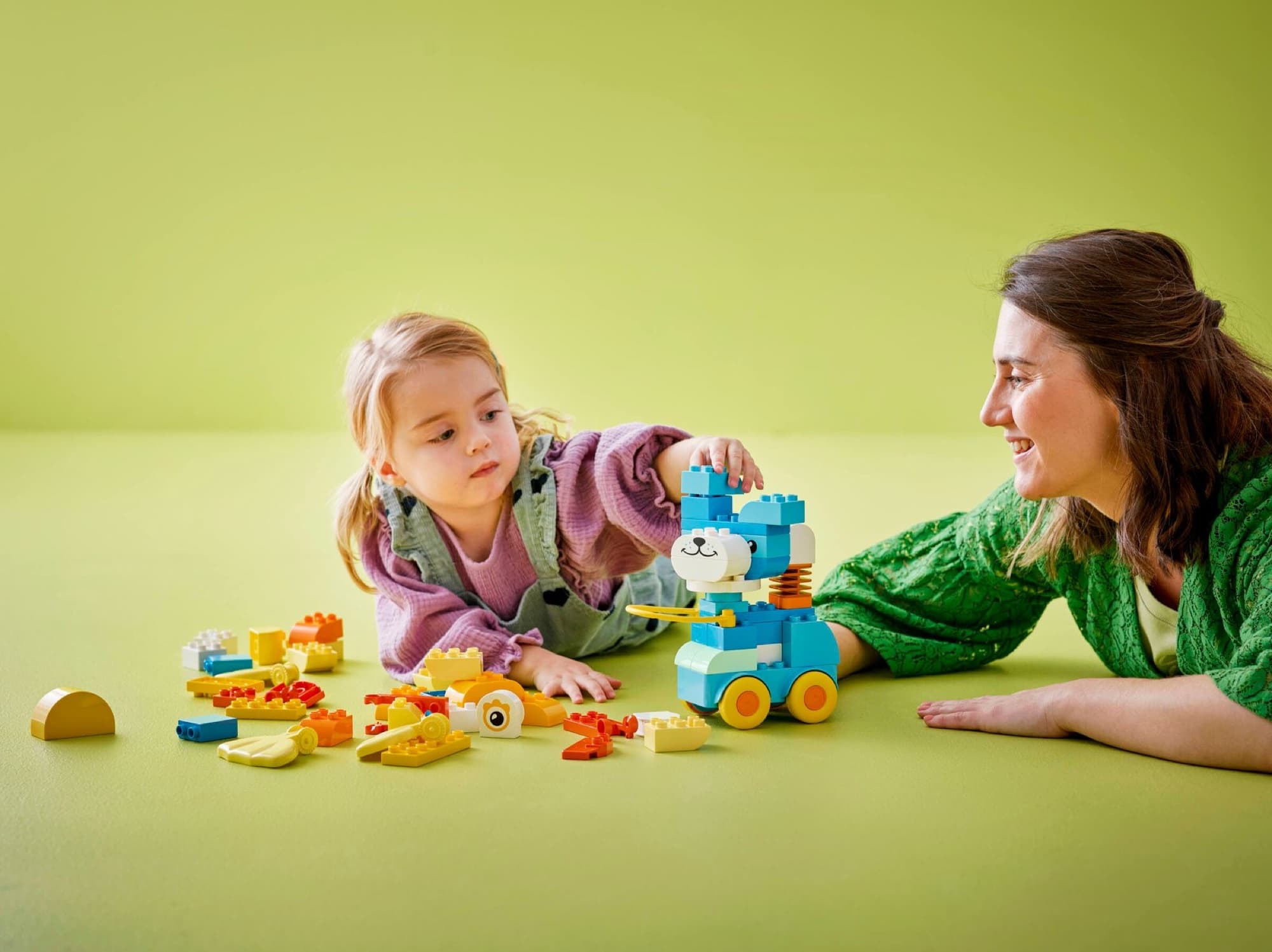 Djur på hjul i Duplo när det byggs och används