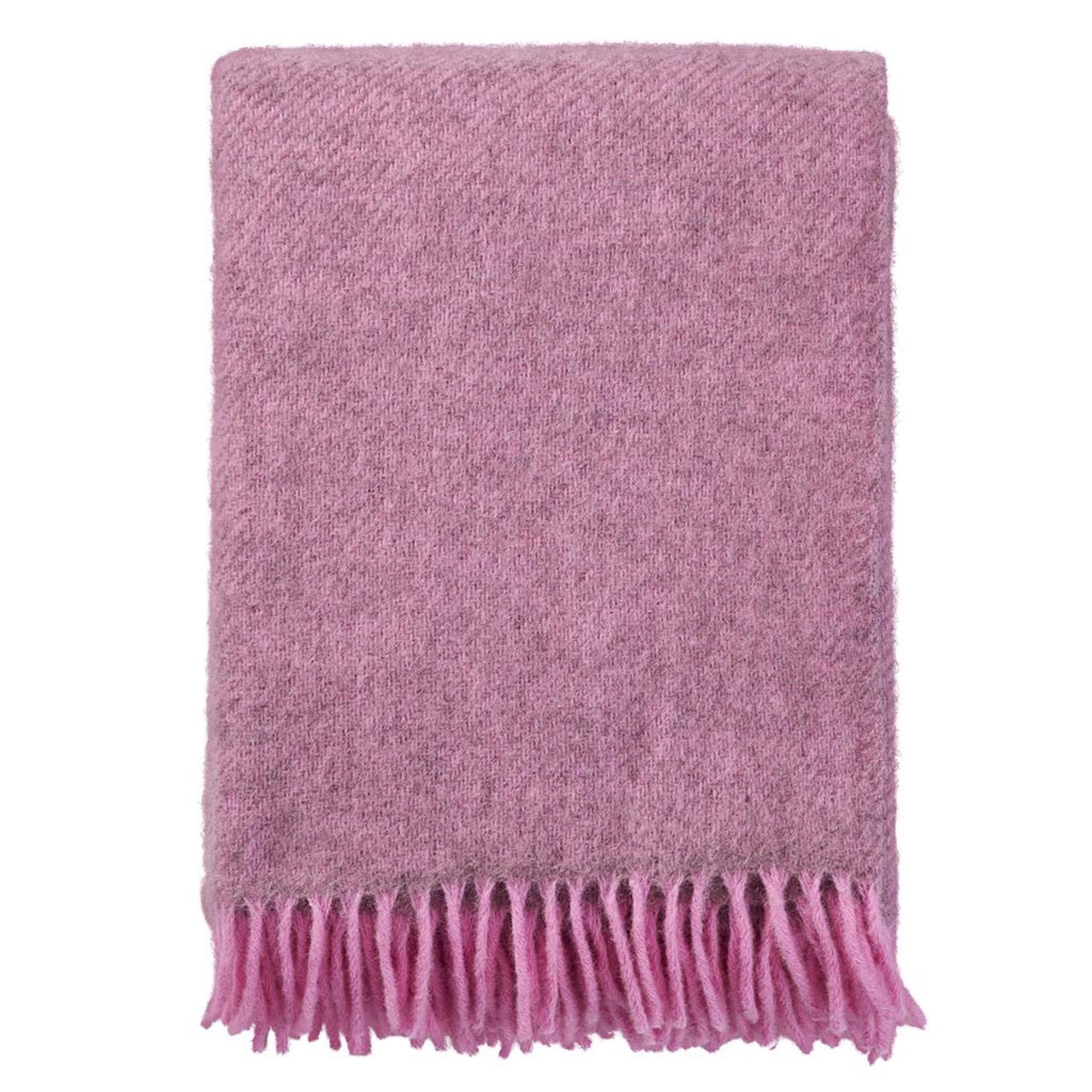 Gotland pläd 130 × 200 cm i färgen Rosa