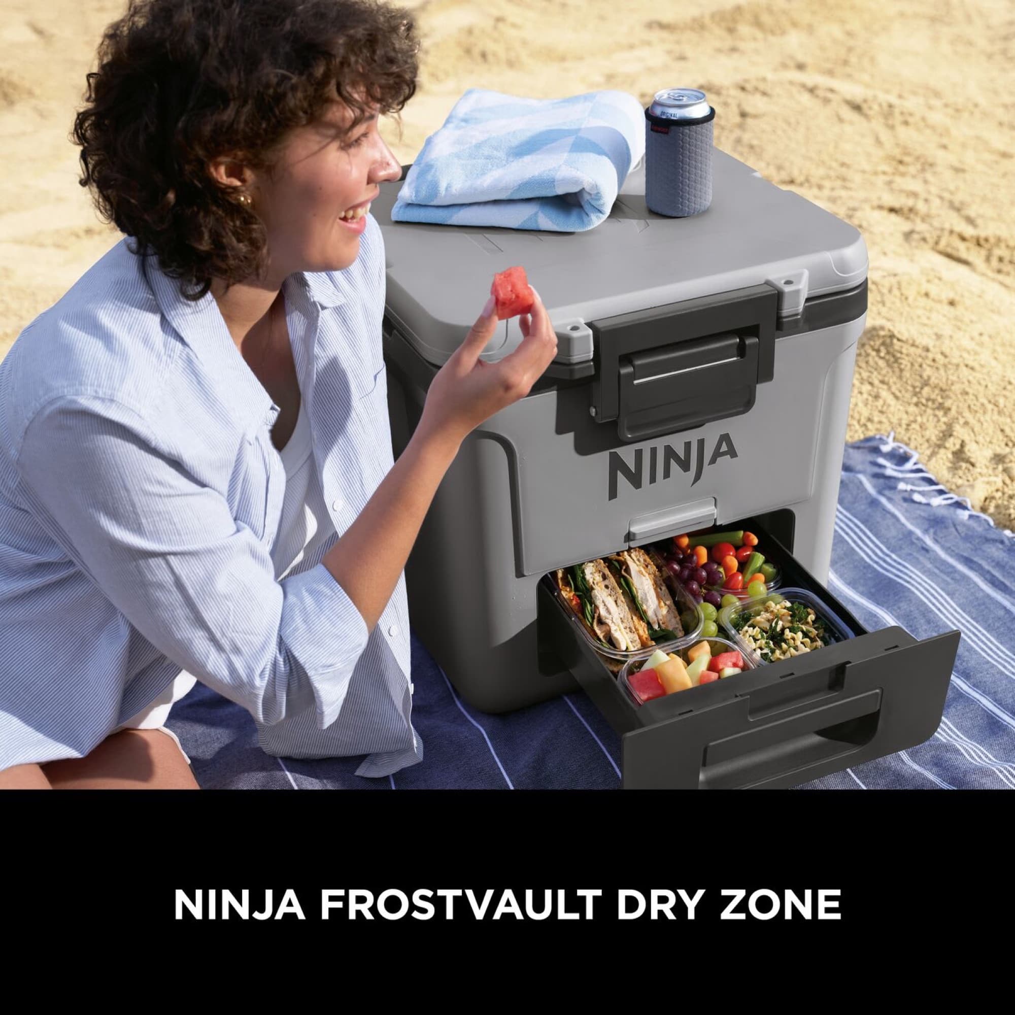 Mat i Dry Zone-lådan på en picknick