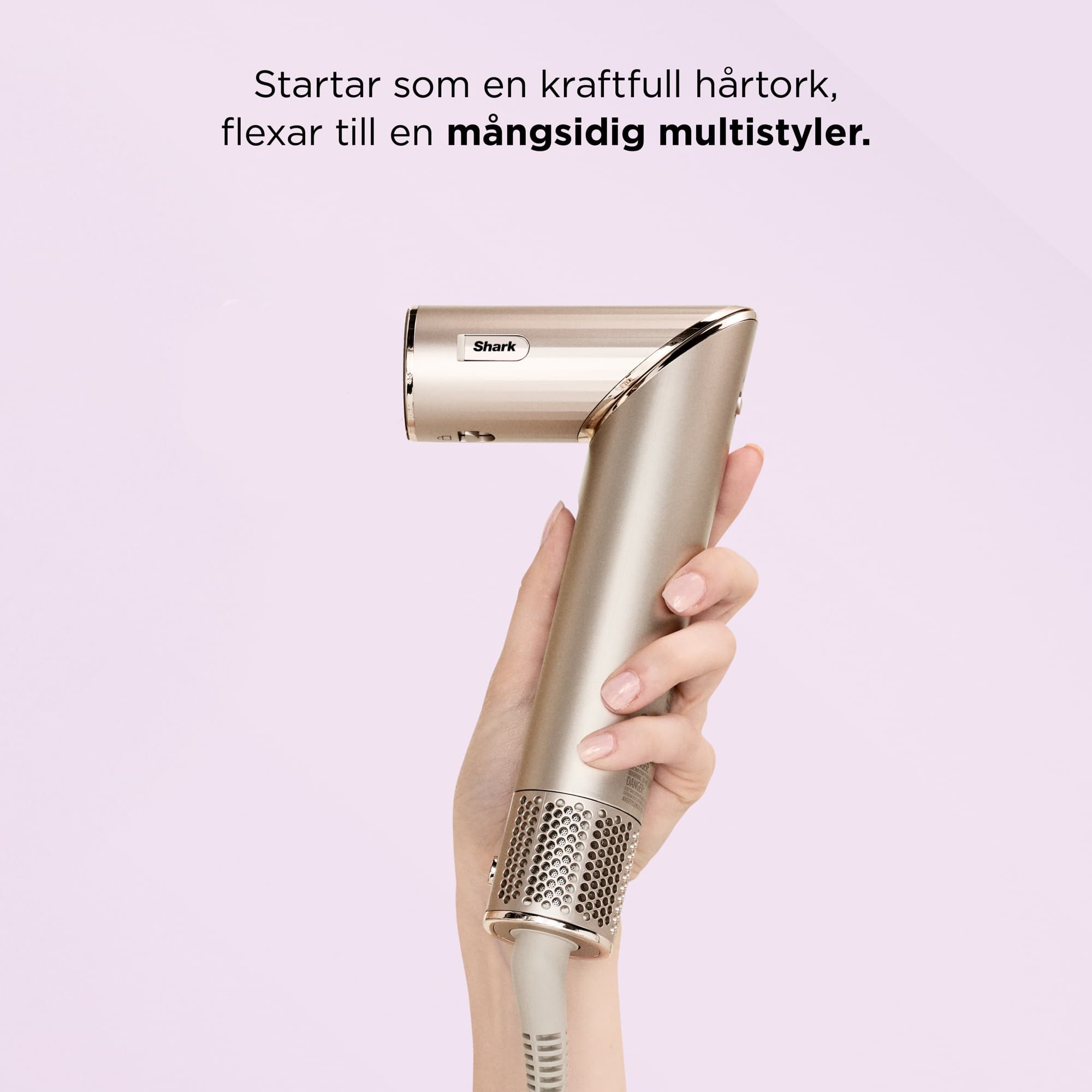 FlexStyle som hårtork, innan huvudet vrids nedåt