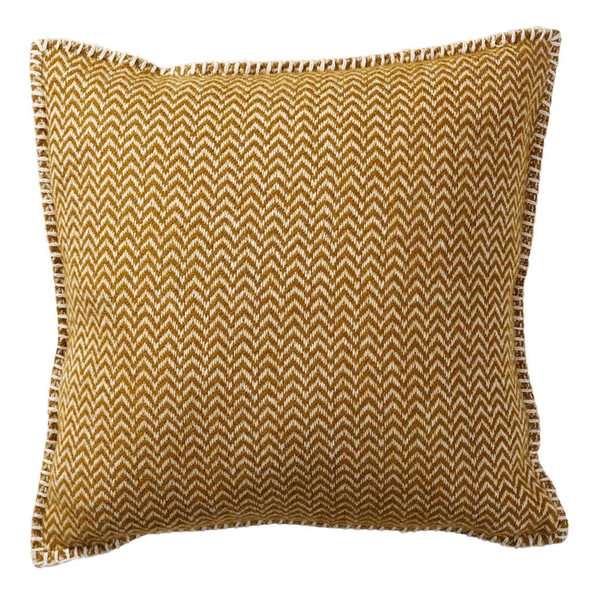Chevron kuddfodral 45 × 45 cm i färgen Karamell